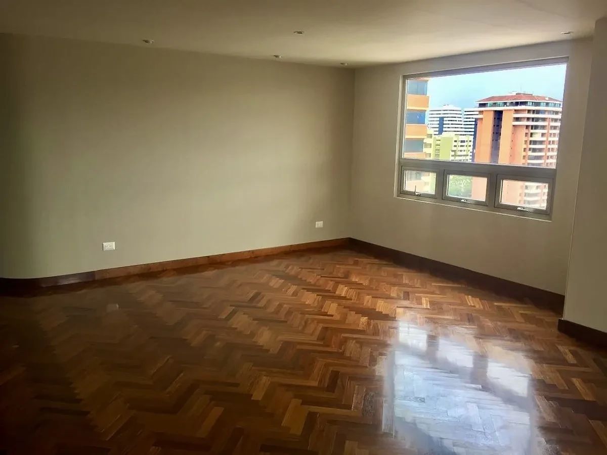 Apartamento en Zona 14, Guatemala, foto 9 de 26