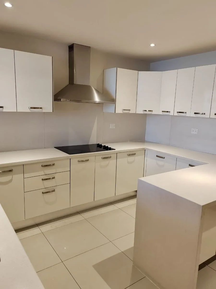 Apartamento en Zona 14, Guatemala, foto 3 de 26