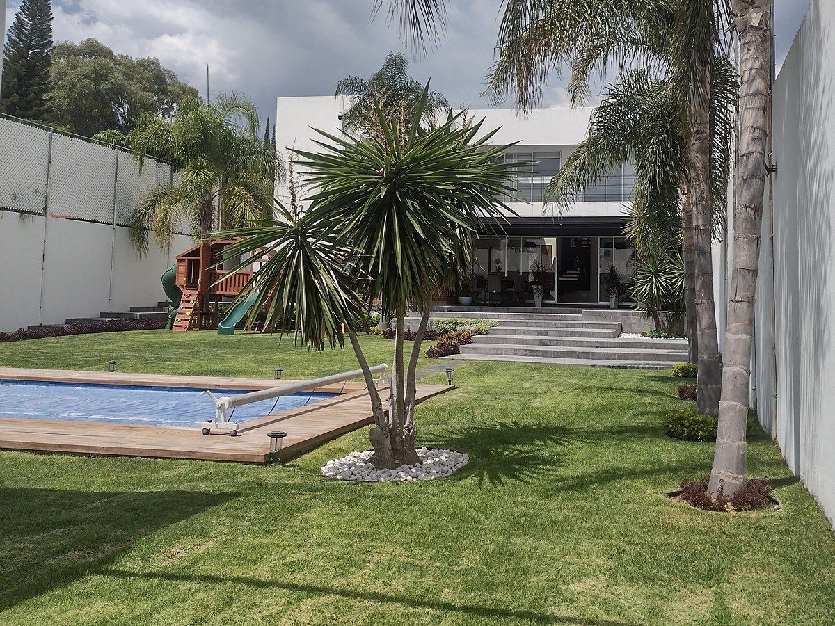 Casa en venta JURIQUILLA villas del mesón, foto 1 de 28