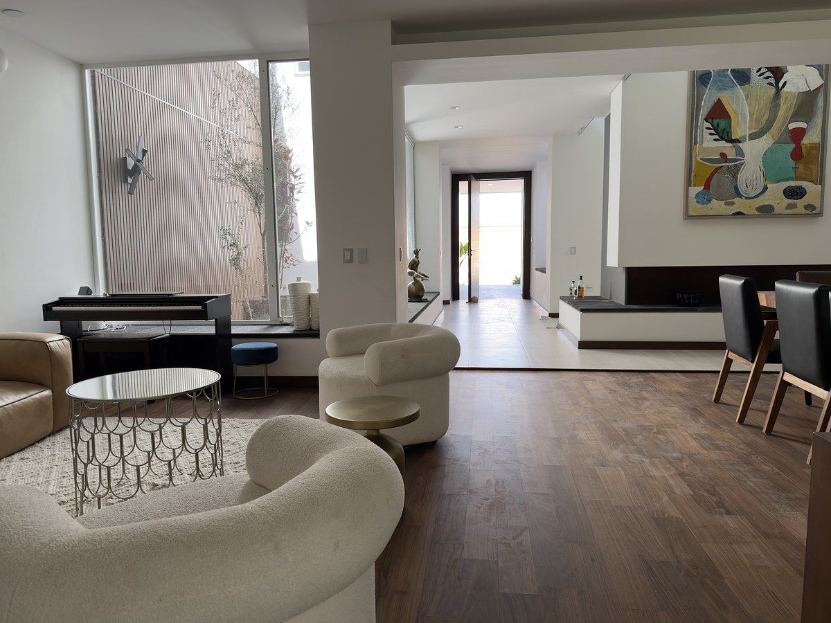 8 de 37: Área Social