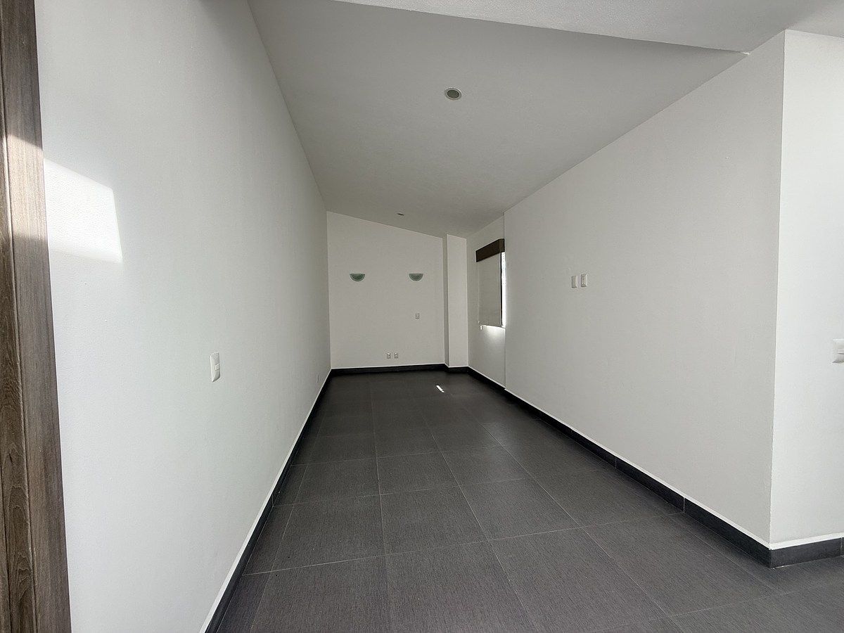 11 de 25: Sala De TV