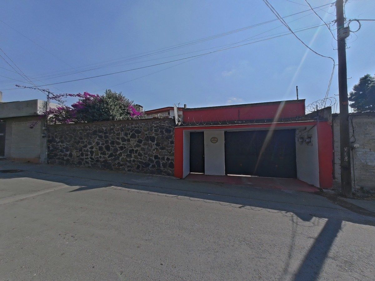 Xochimilco Amplia casa con gran terreno y jardín en San Gregorio Atlapulco. - foto 1