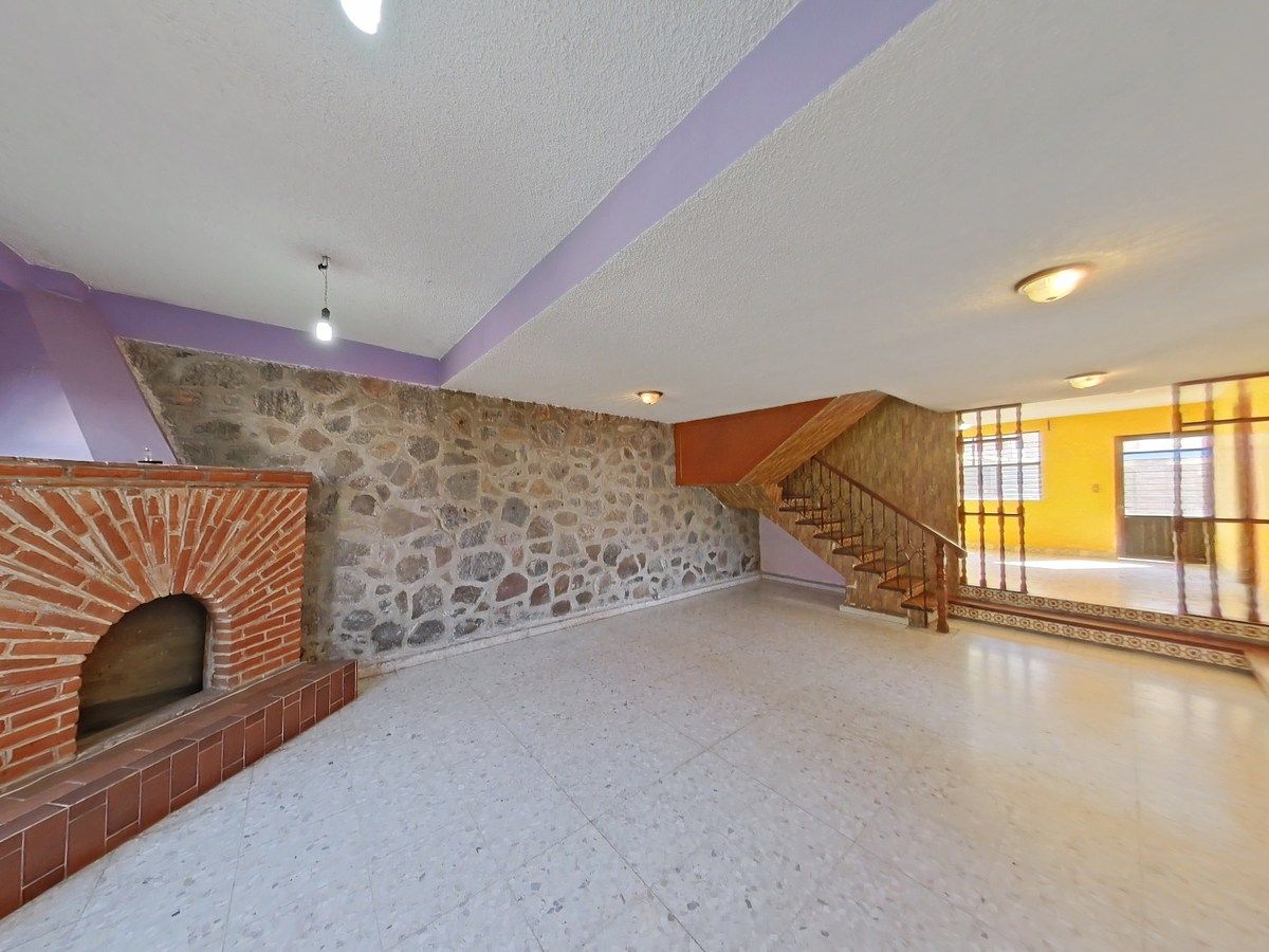 Xochimilco Amplia casa con gran terreno y jardín en San Gregorio Atlapulco. - foto 5