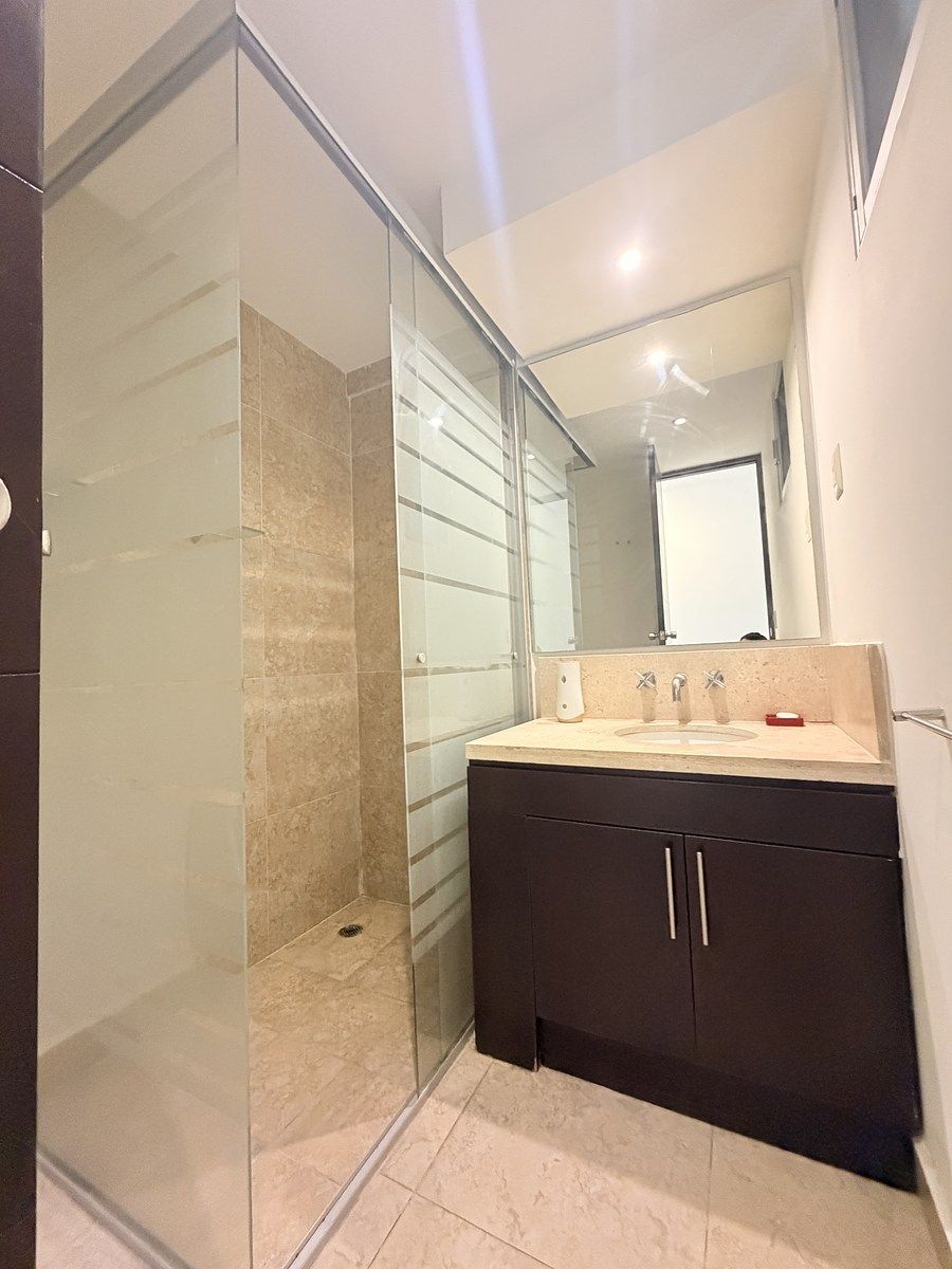 16 de 20: Baño rec secundarias