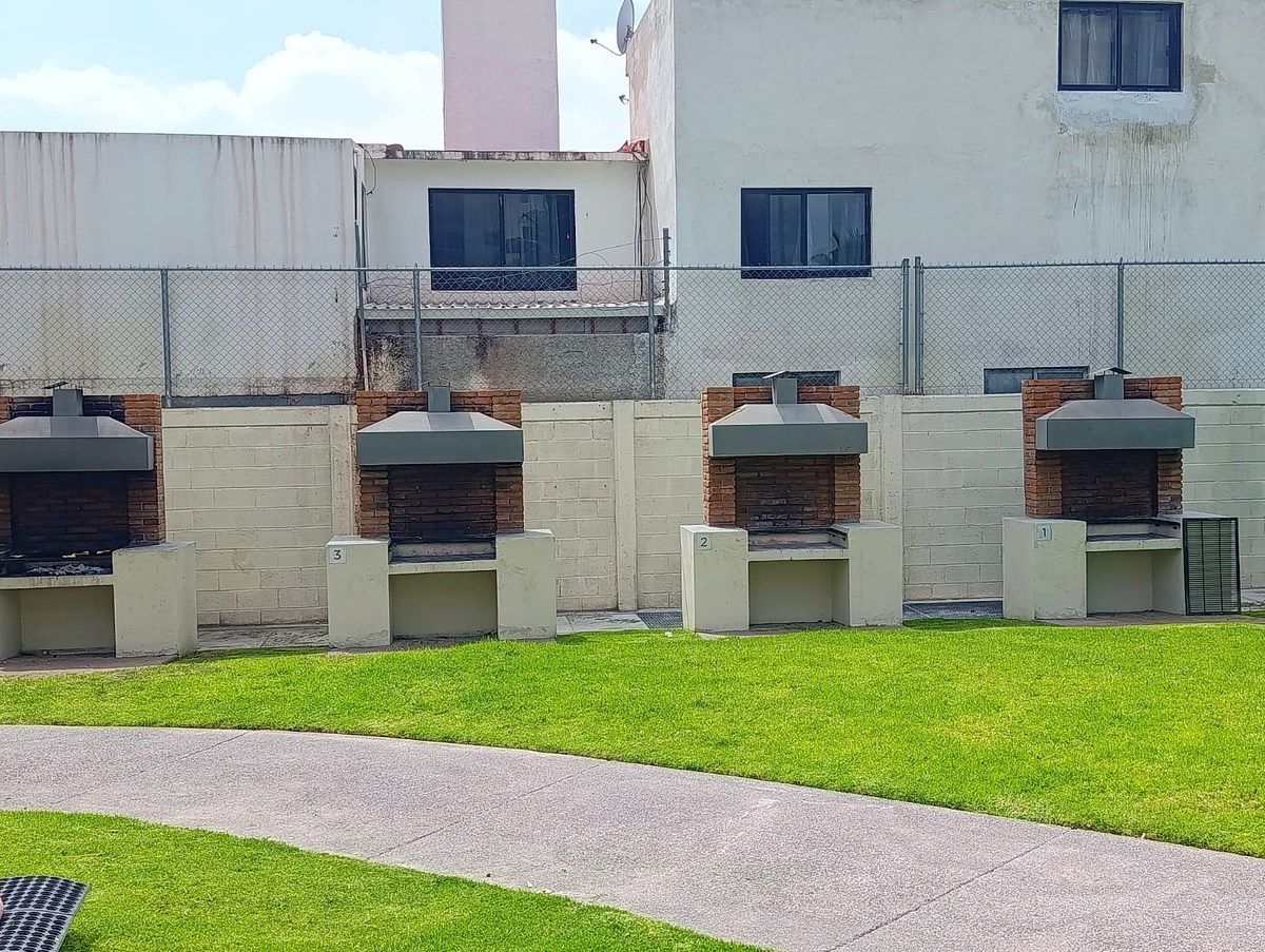 21 de 28: Areas de asadores