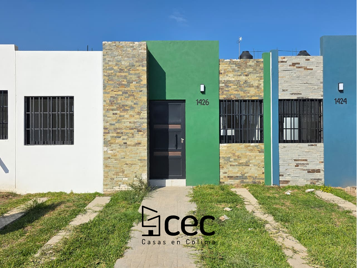 Casa en Venta, 1 Planta, 2 Recámaras, 2 Baños, Cochera para 2 Autos