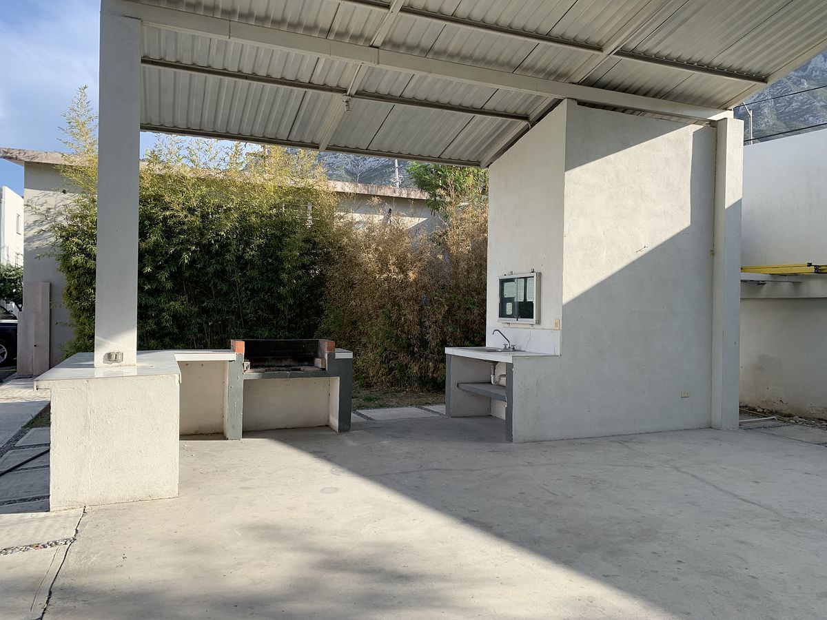 16 de 20: Area de asador