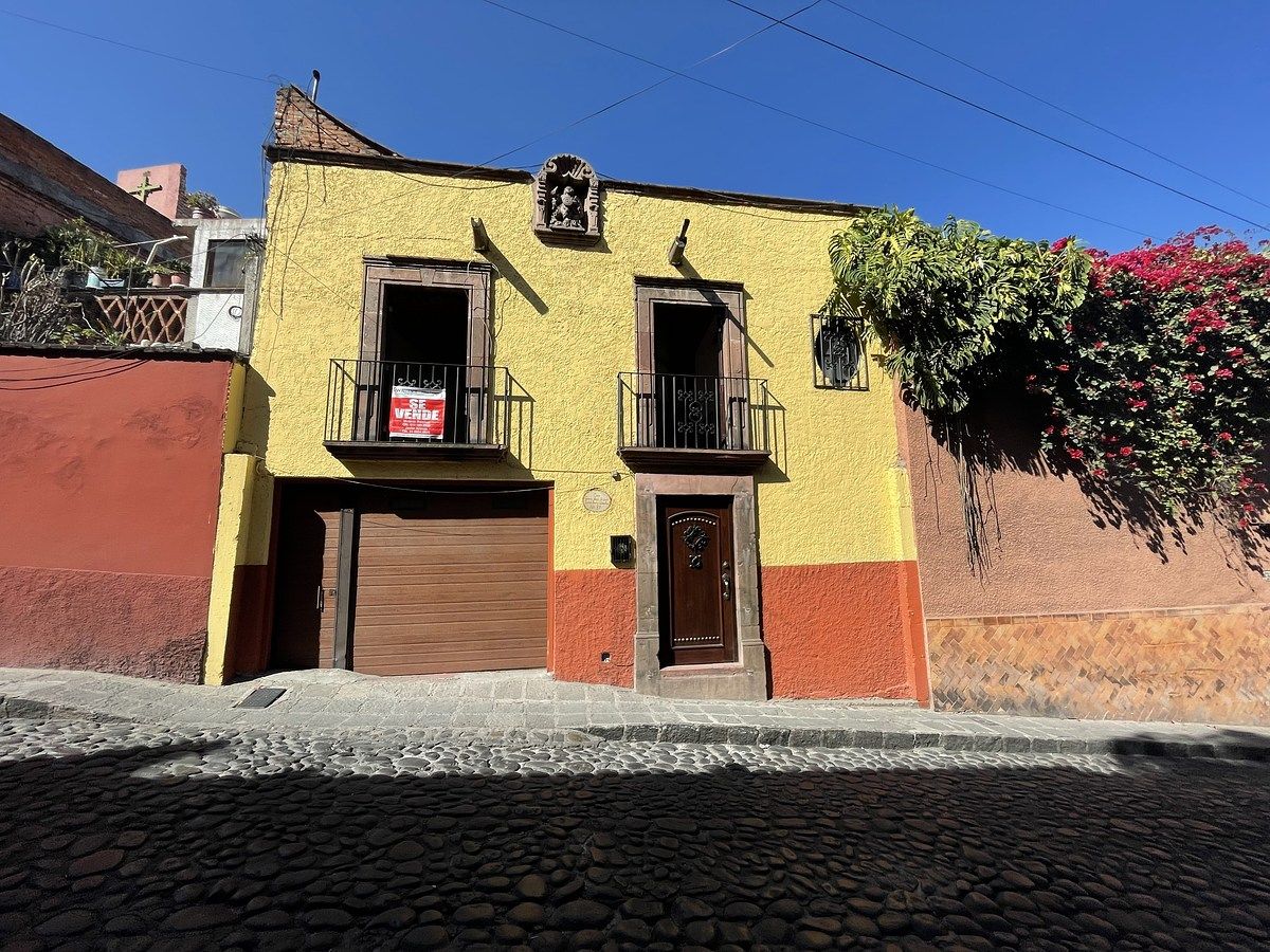 Casa en Venta en San Miguel de Allende Centro | Roof Top con Vista a la Catedral