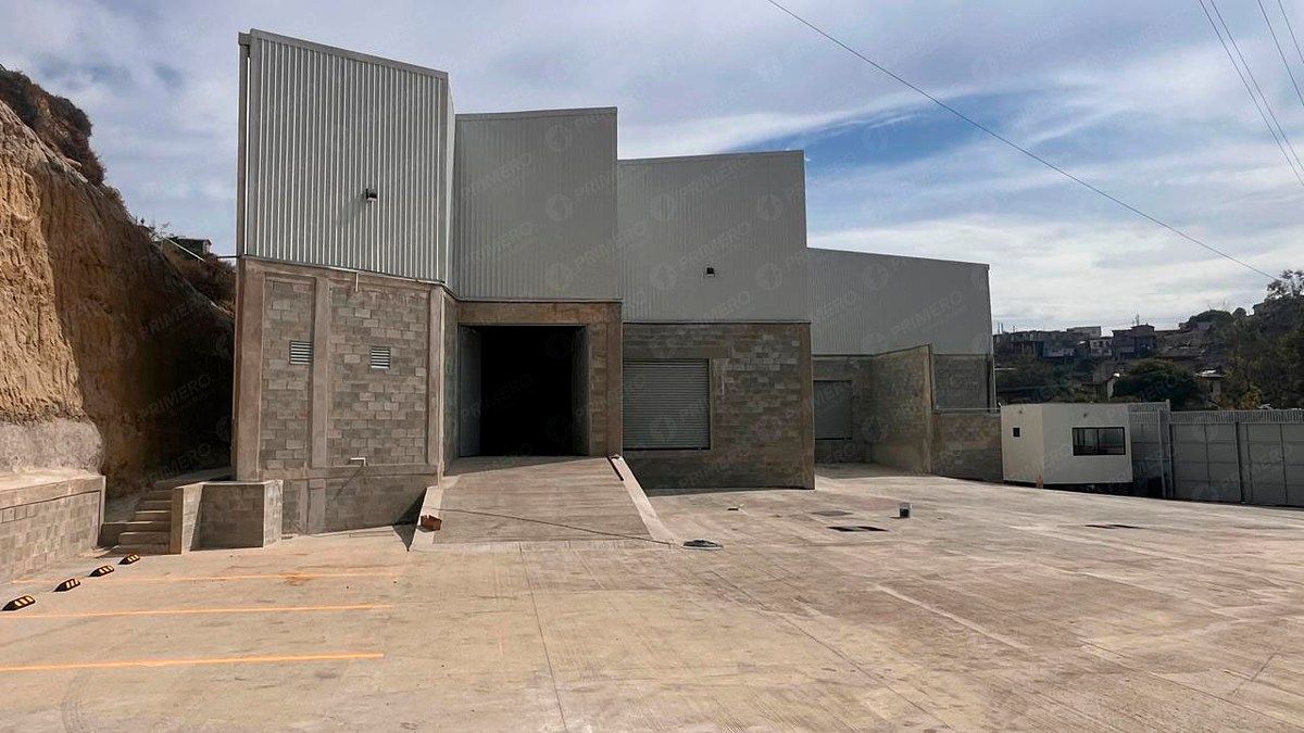 Bodega comercial en Cañón Azteca, Tijuana, foto 4 de 12