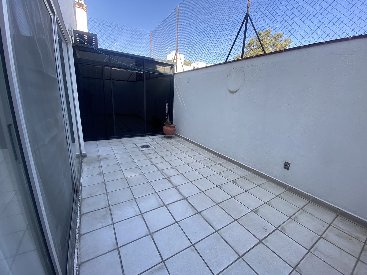 10 de 26: Patio trasero