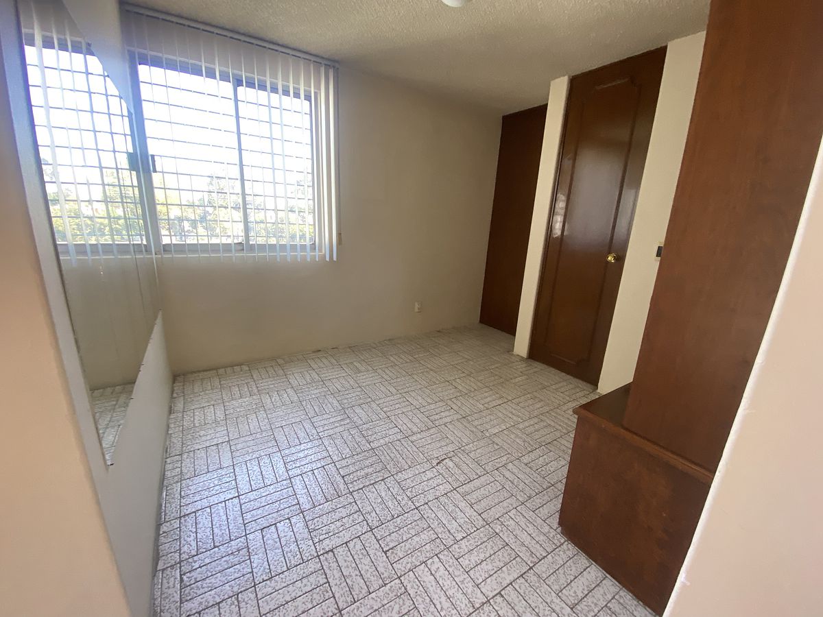 26 de 26: Cuarto de servicio