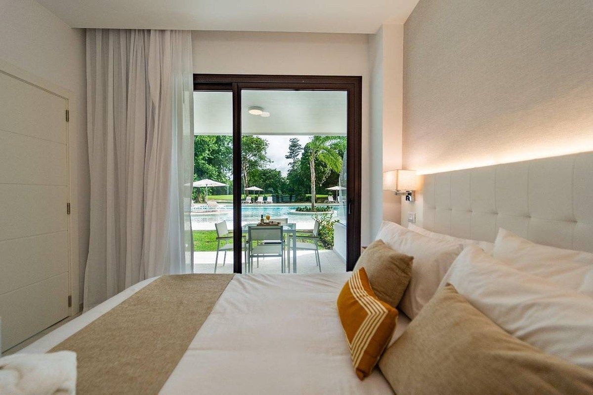 18 de 19: HABITACIÓN