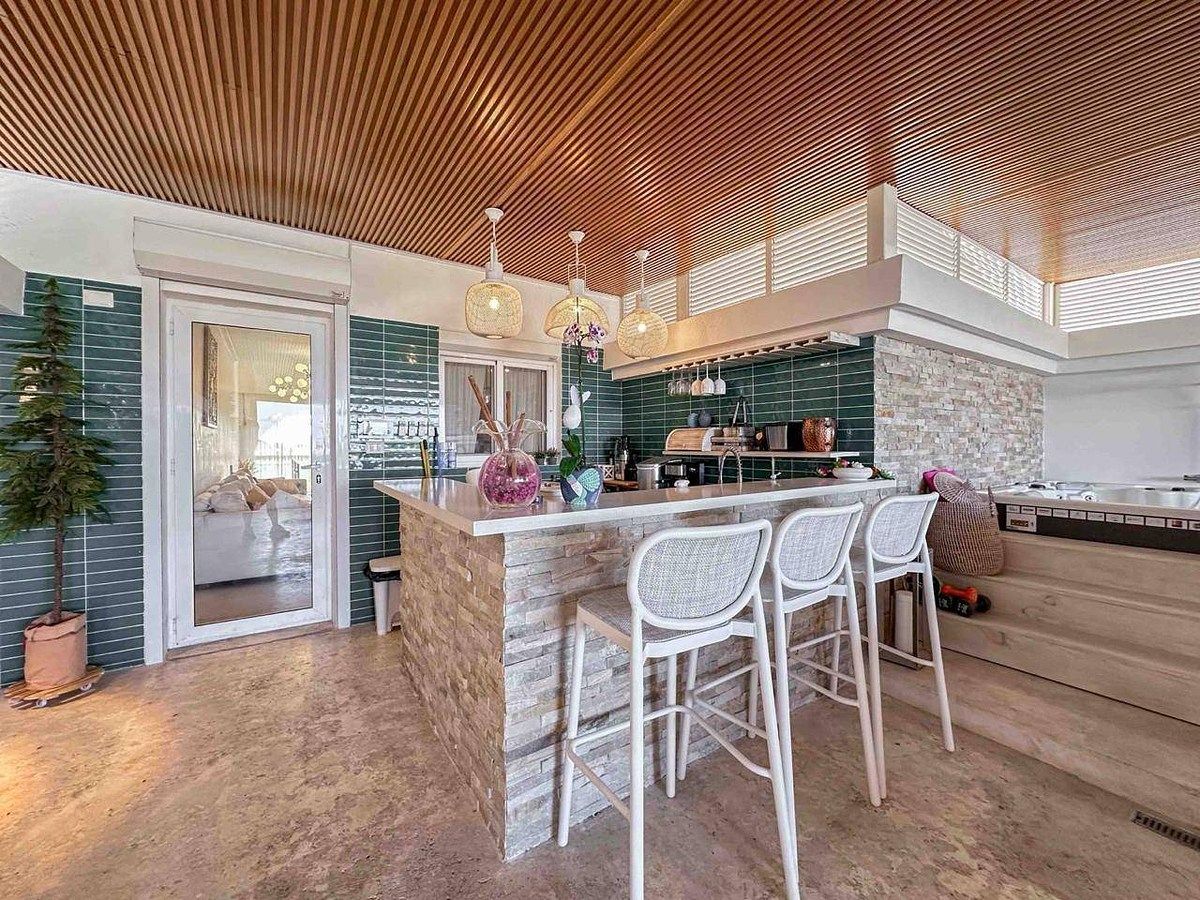 33 de 43: AREA SOCIAL