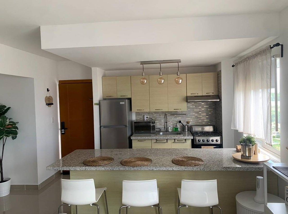 5 de 25: DESAYUNADOR/COCINA