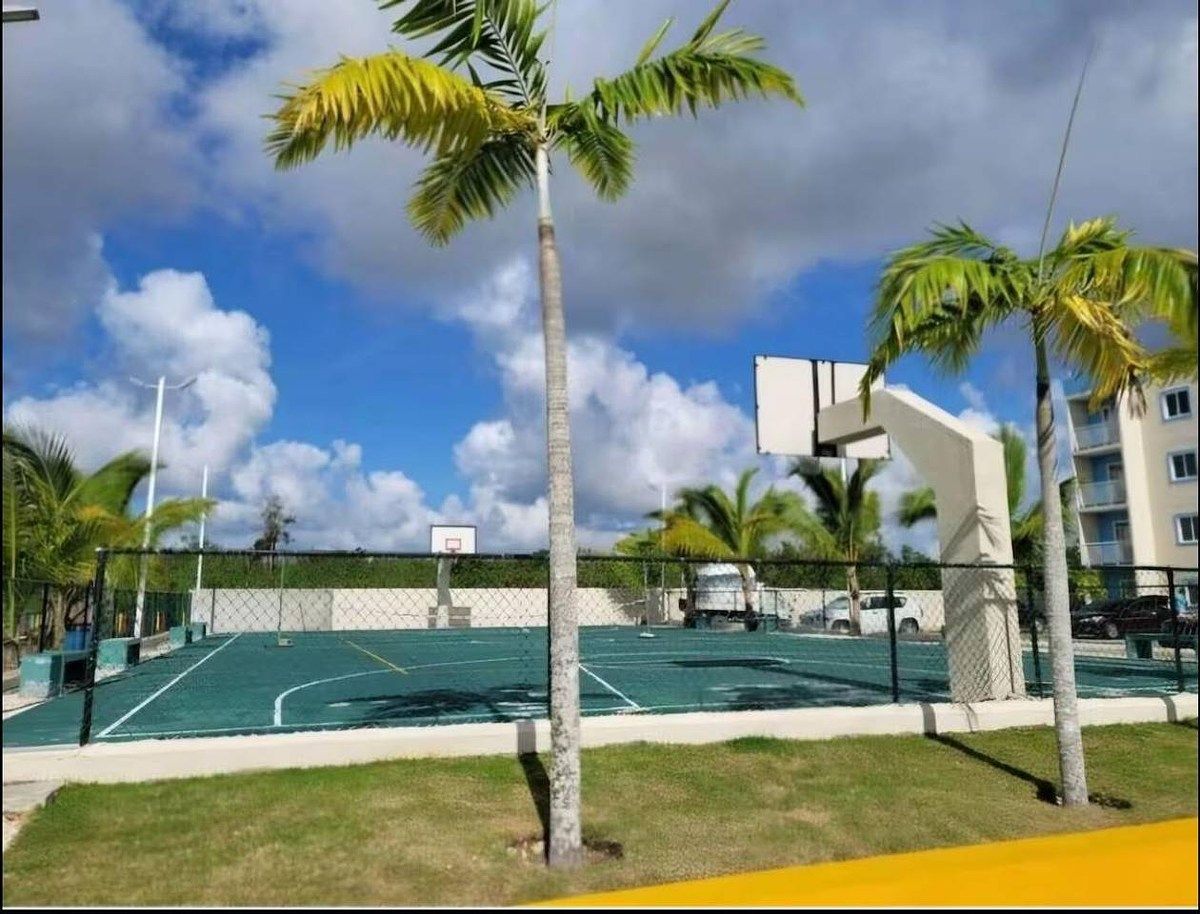 23 de 25: AREA DEPORTIVA