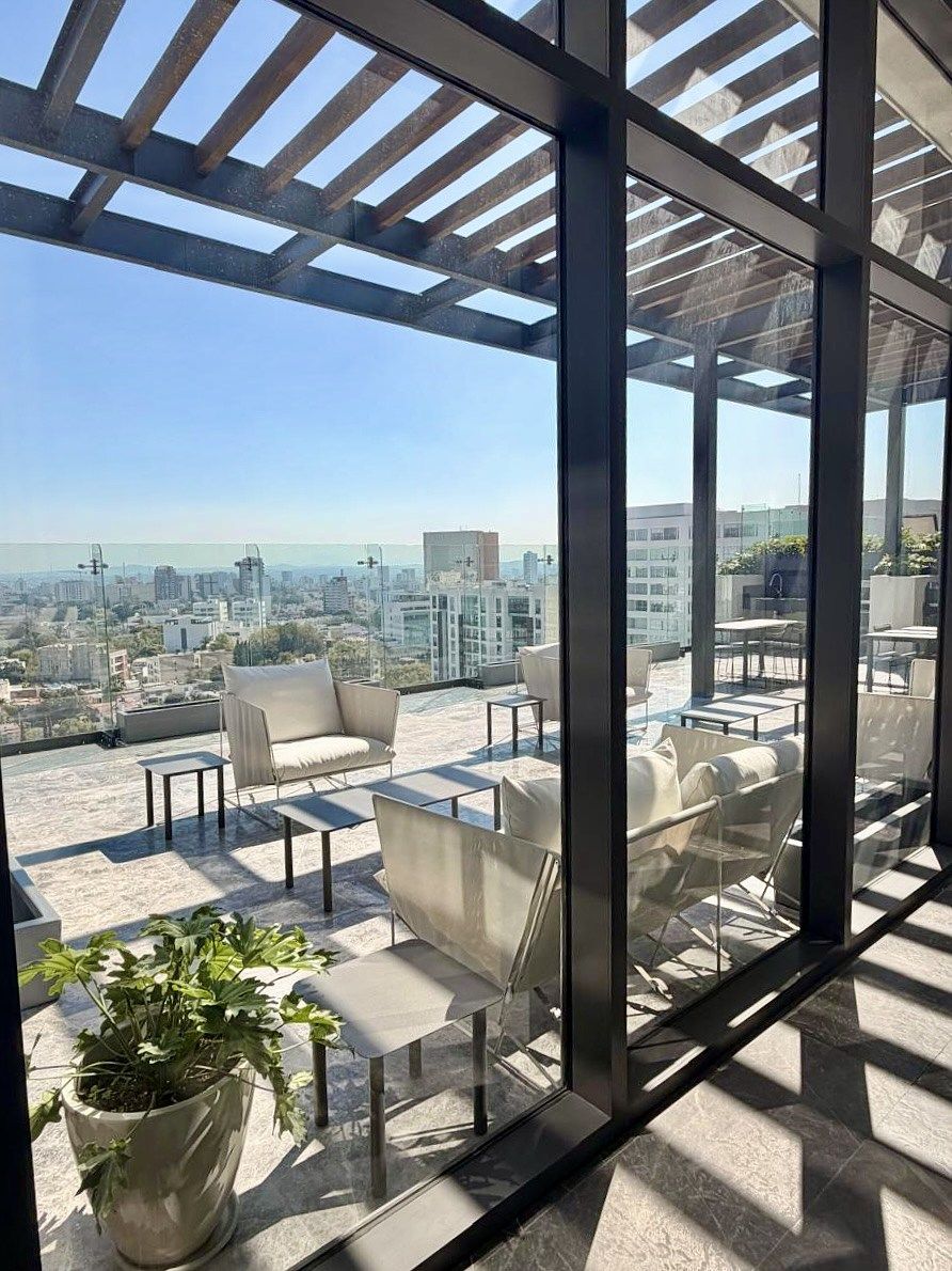 11 de 14: Área común con asador