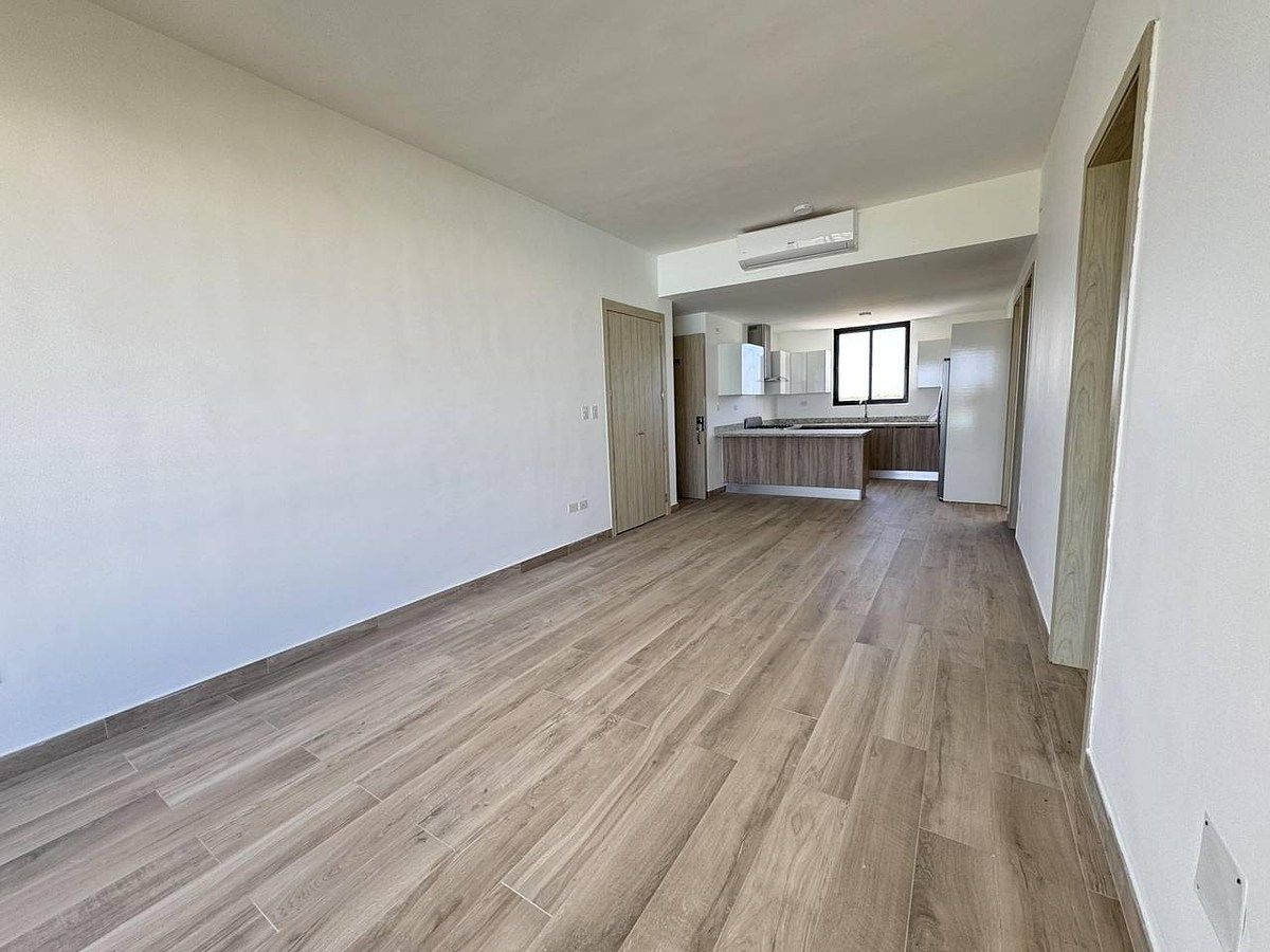 3 de 13: SALA/COCINA