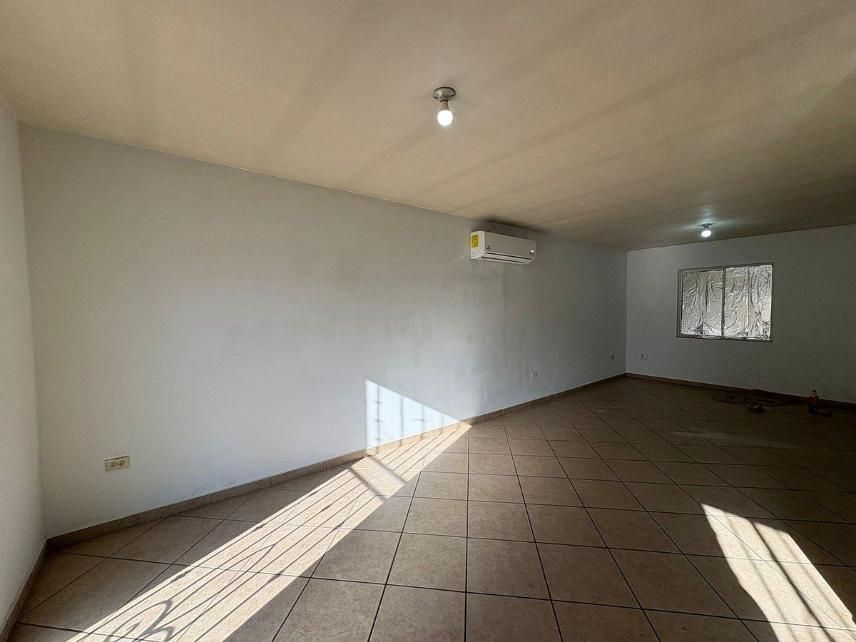 Casa en Villa Toledo, Mexicali, foto 7 de 19