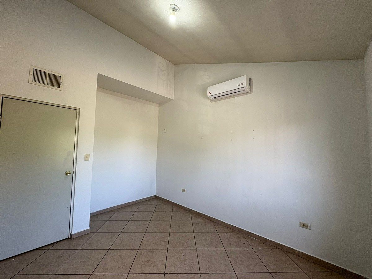 Casa en Villa Toledo, Mexicali, foto 12 de 19