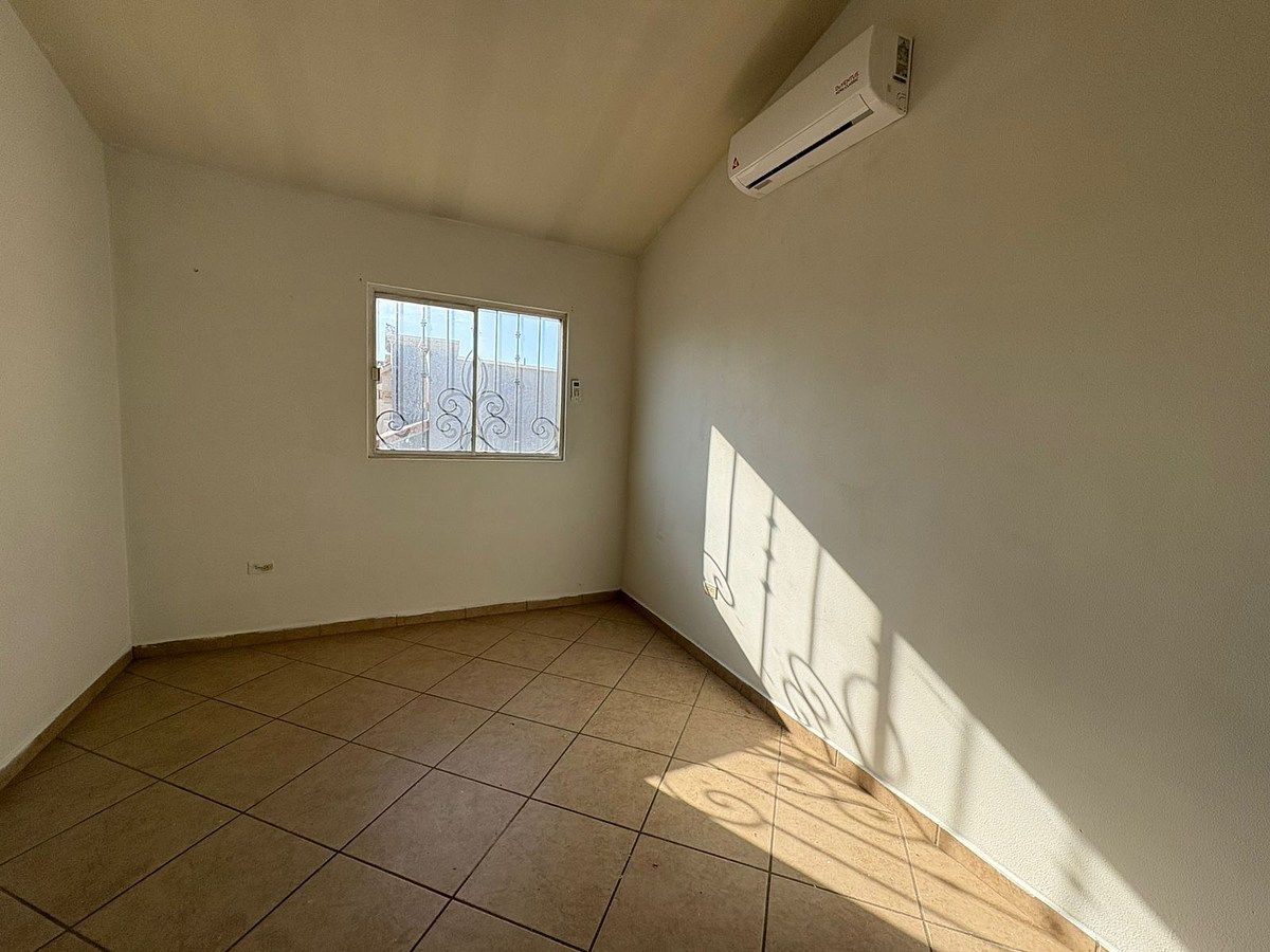 Casa en Villa Toledo, Mexicali, foto 13 de 19