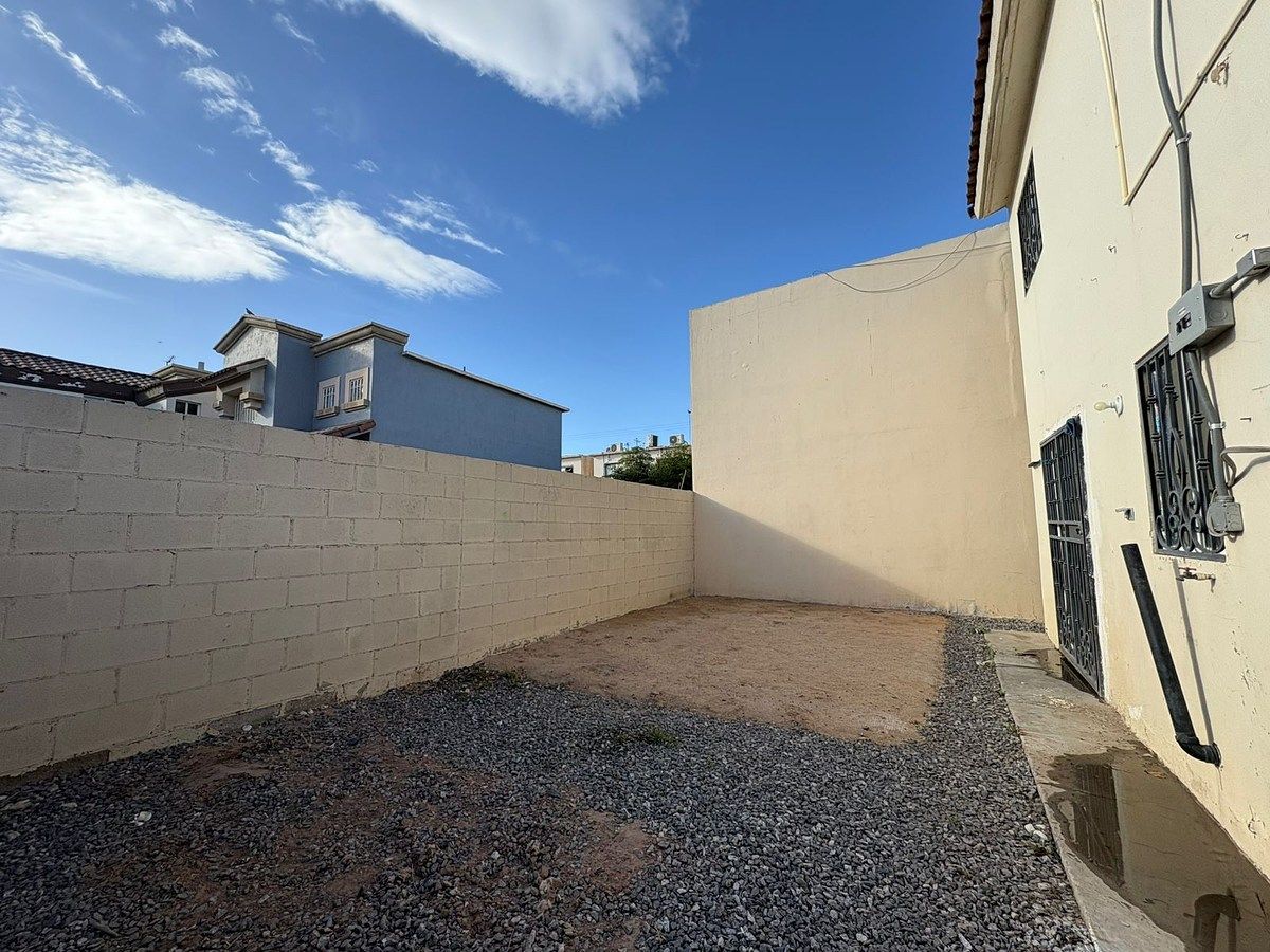 Casa en Villa Toledo, Mexicali, foto 16 de 19