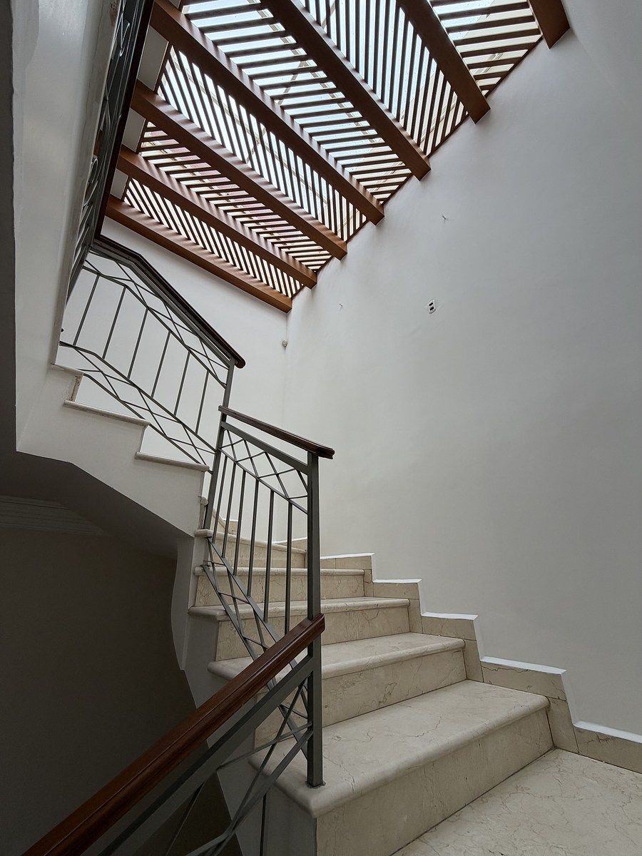 17 de 38: ACCESO SEGUNDA PLANTA