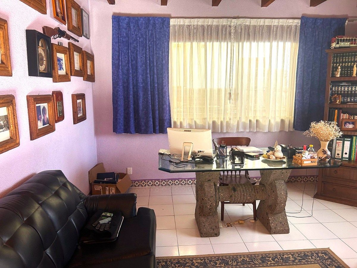 9 de 22: Estudio o despacho privado.