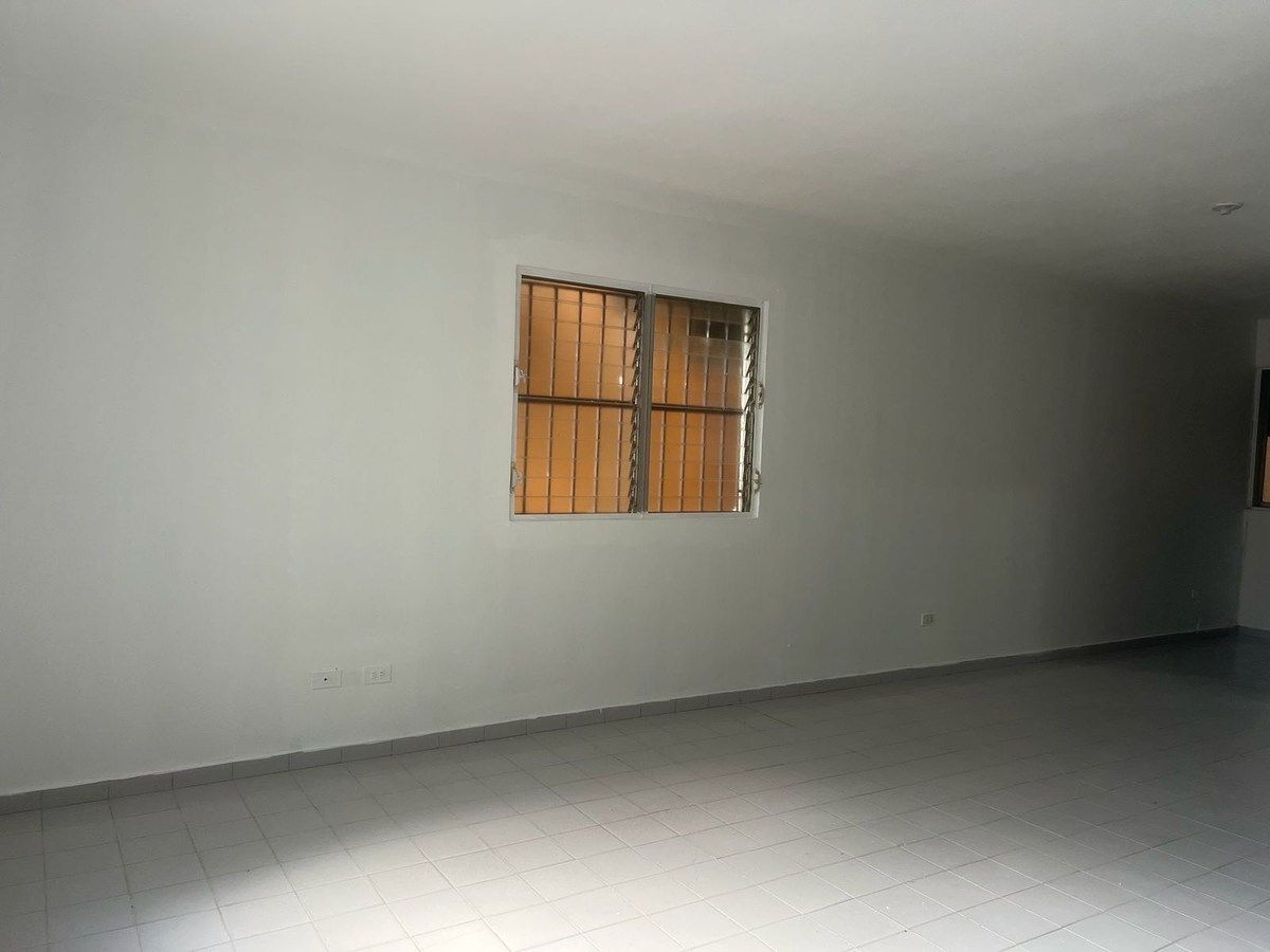 Local Comercial en Miraflores, Santo Domingo Centro (Distrito Nacional), foto 2 de 18