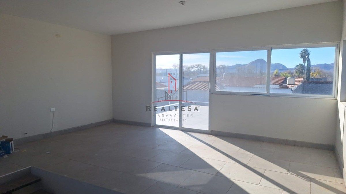 Casa en Santa Cruz de Rosales Centro, Rosales, foto 10 de 14