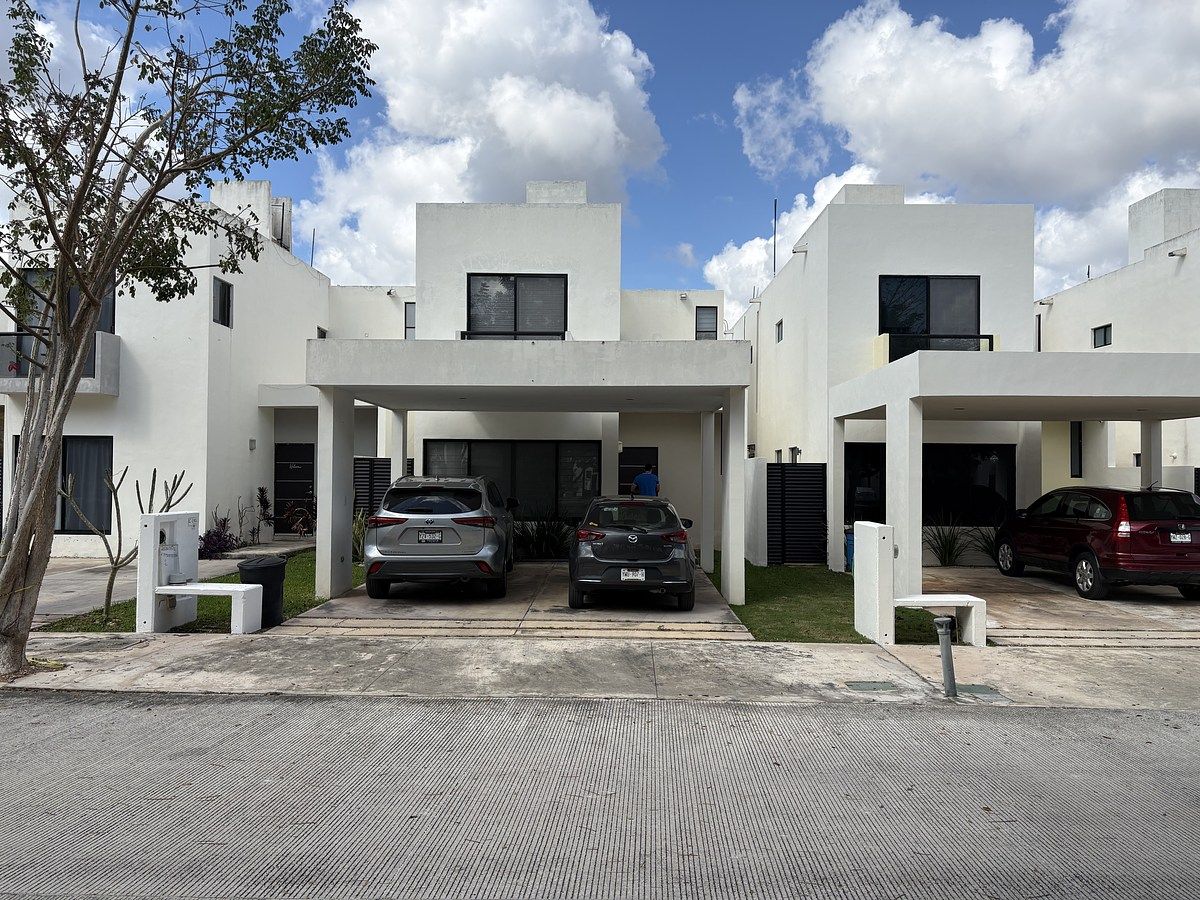 1 de 33: casa en venta en Conkal