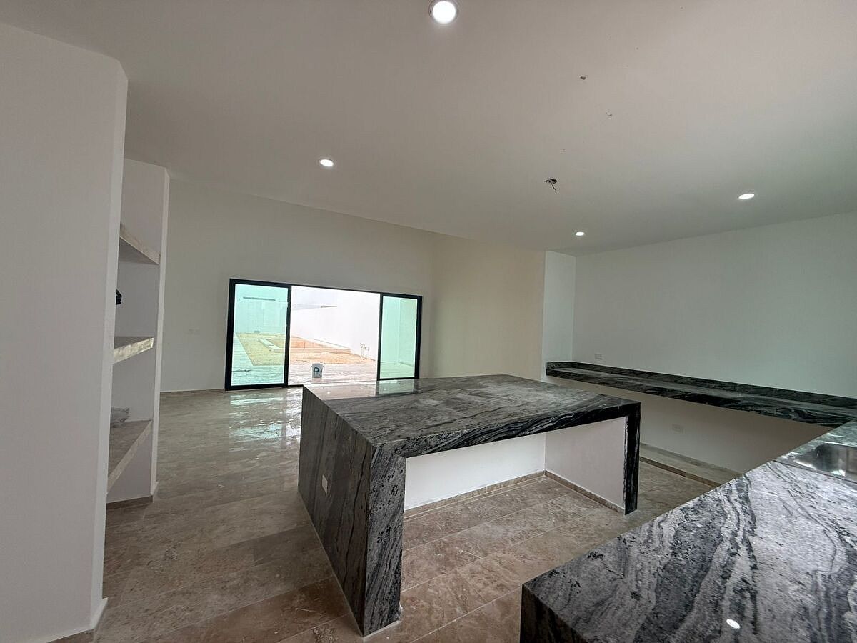 2 de 13: Vista de la cocina