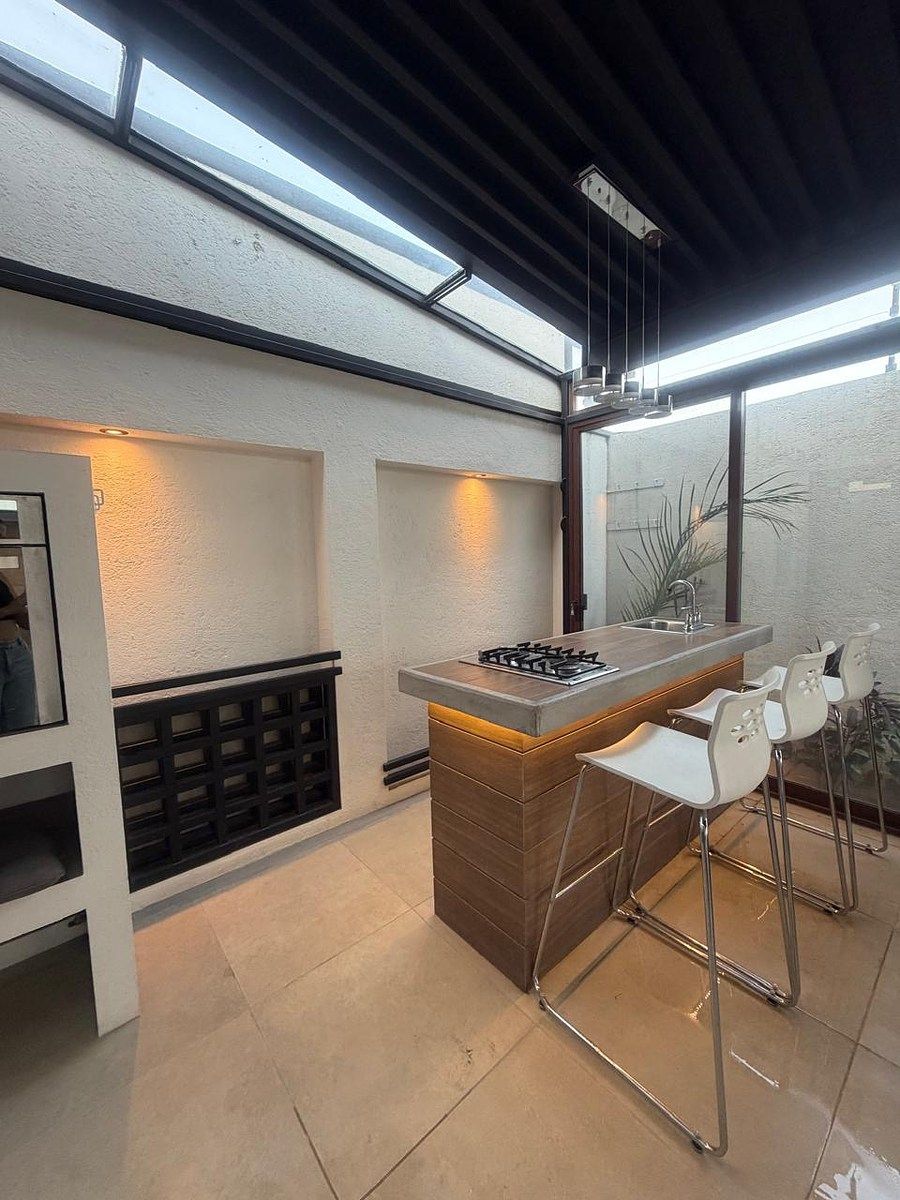 CASA EN VENTA EN PUERTA REAL II, foto 1 de 23