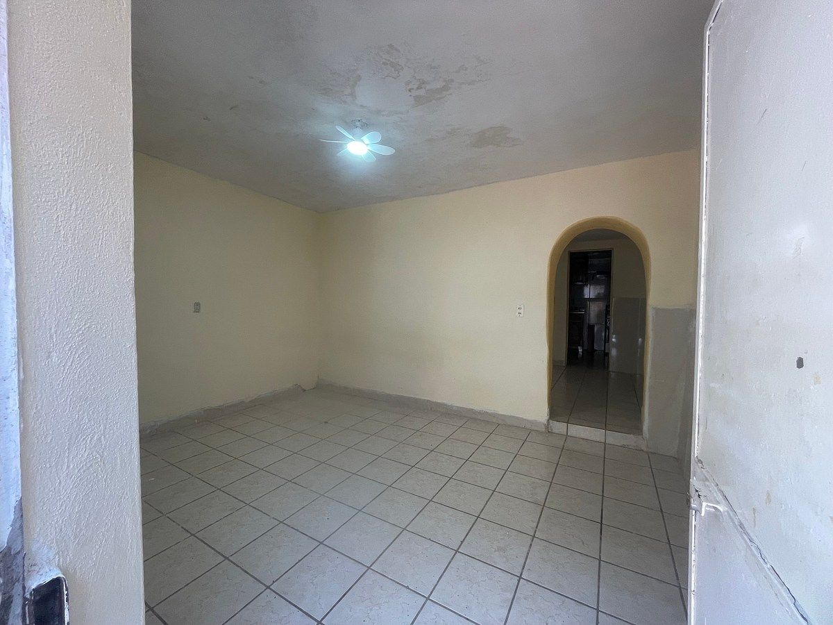 Rent Atemajac del Valle, photo 1 of 10