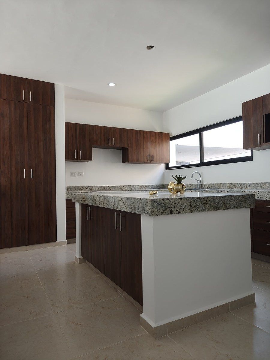 3 de 18: Cocina con Isla