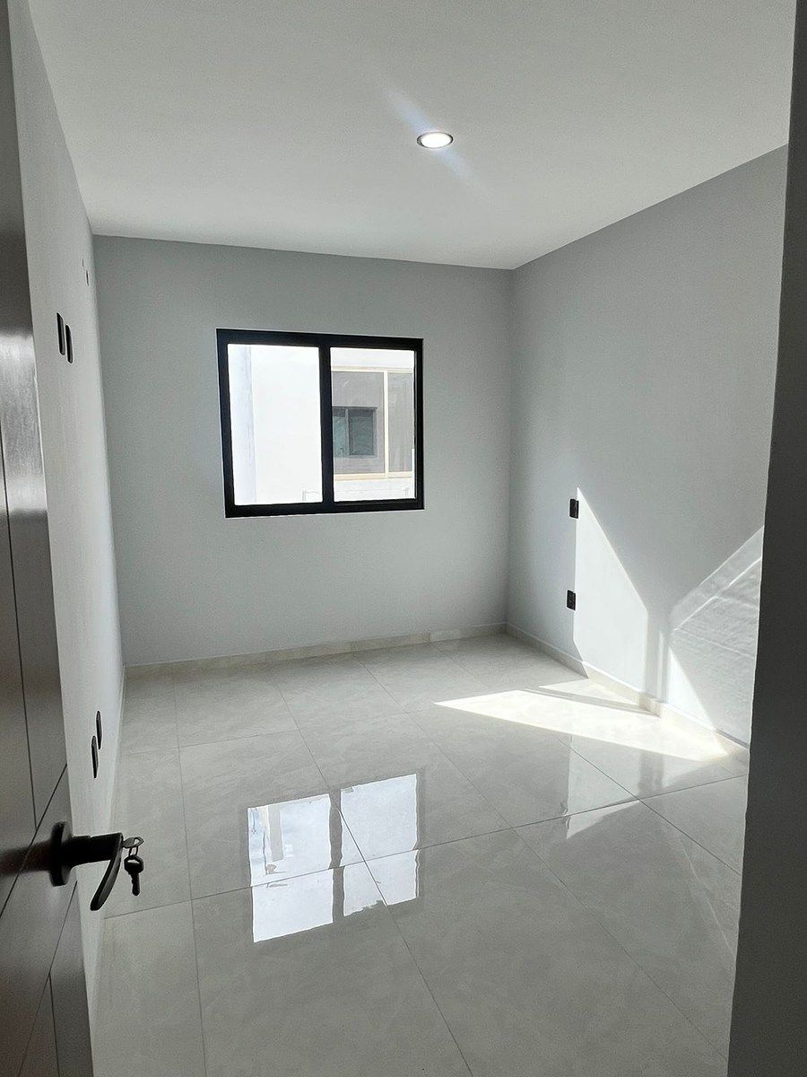 12 de 21: RECAMARA 2