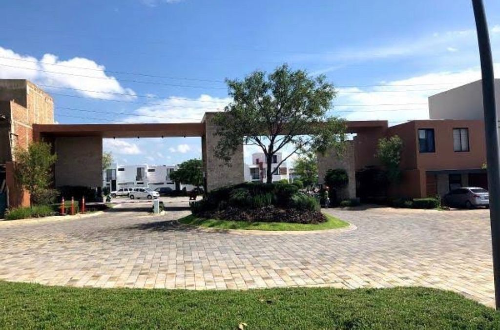 21 de 21: INGRESO CONTROLADO