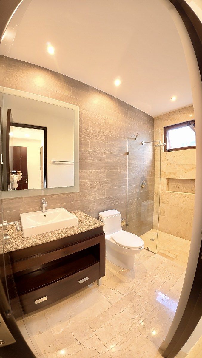 17 de 28: Baño recamara secundaria