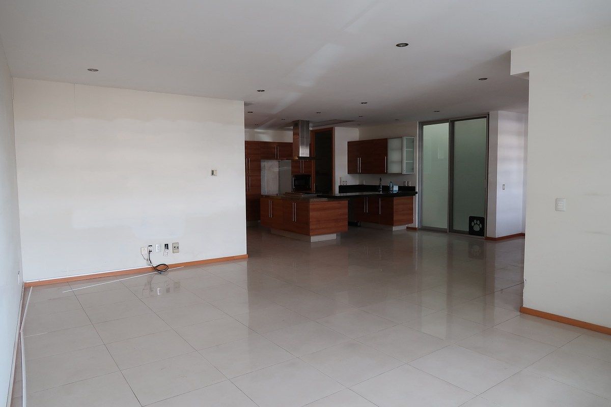 8 de 35: Sala comedor