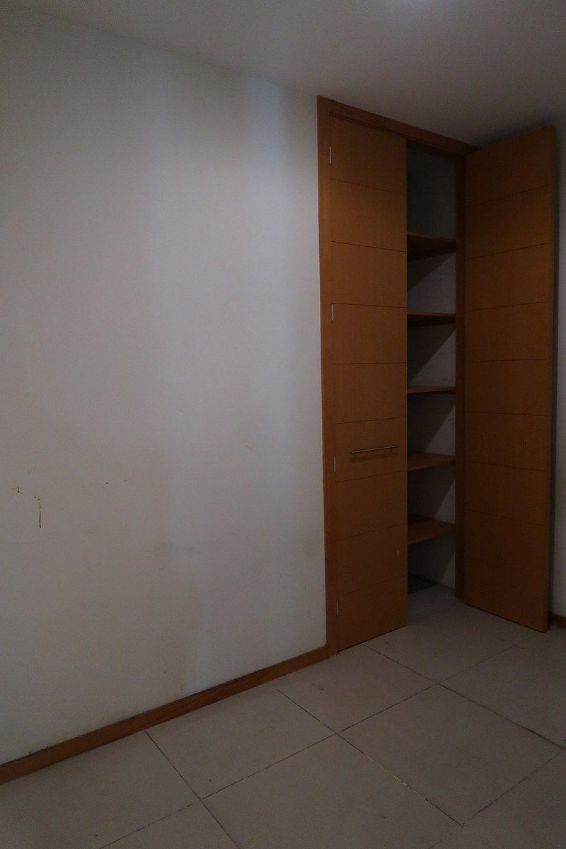 29 de 35: Cuarto de servicio