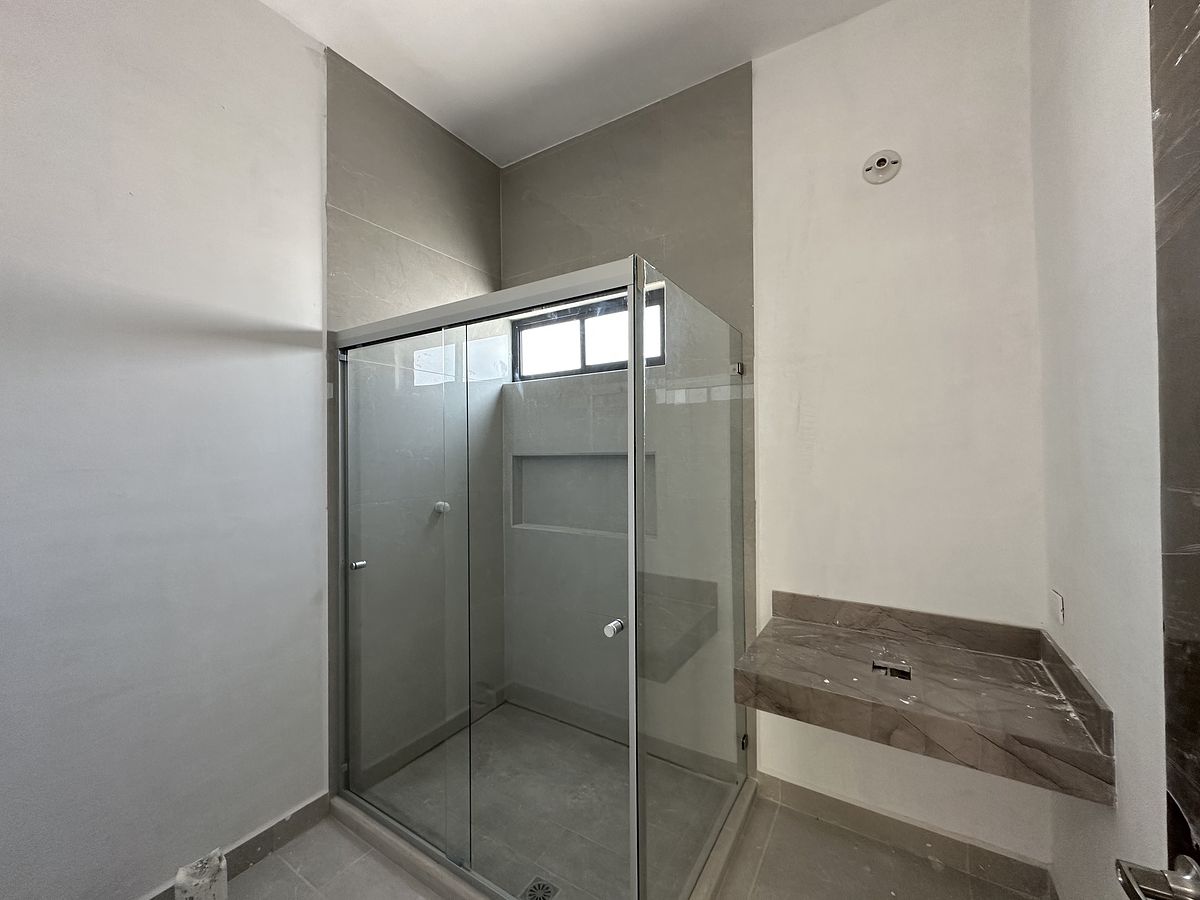 11 de 18: baño recámara secundaria