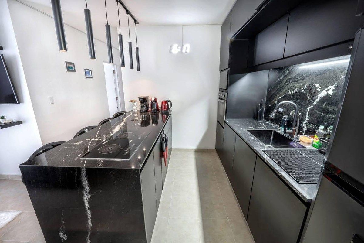 3 de 21: SALA/COCINA