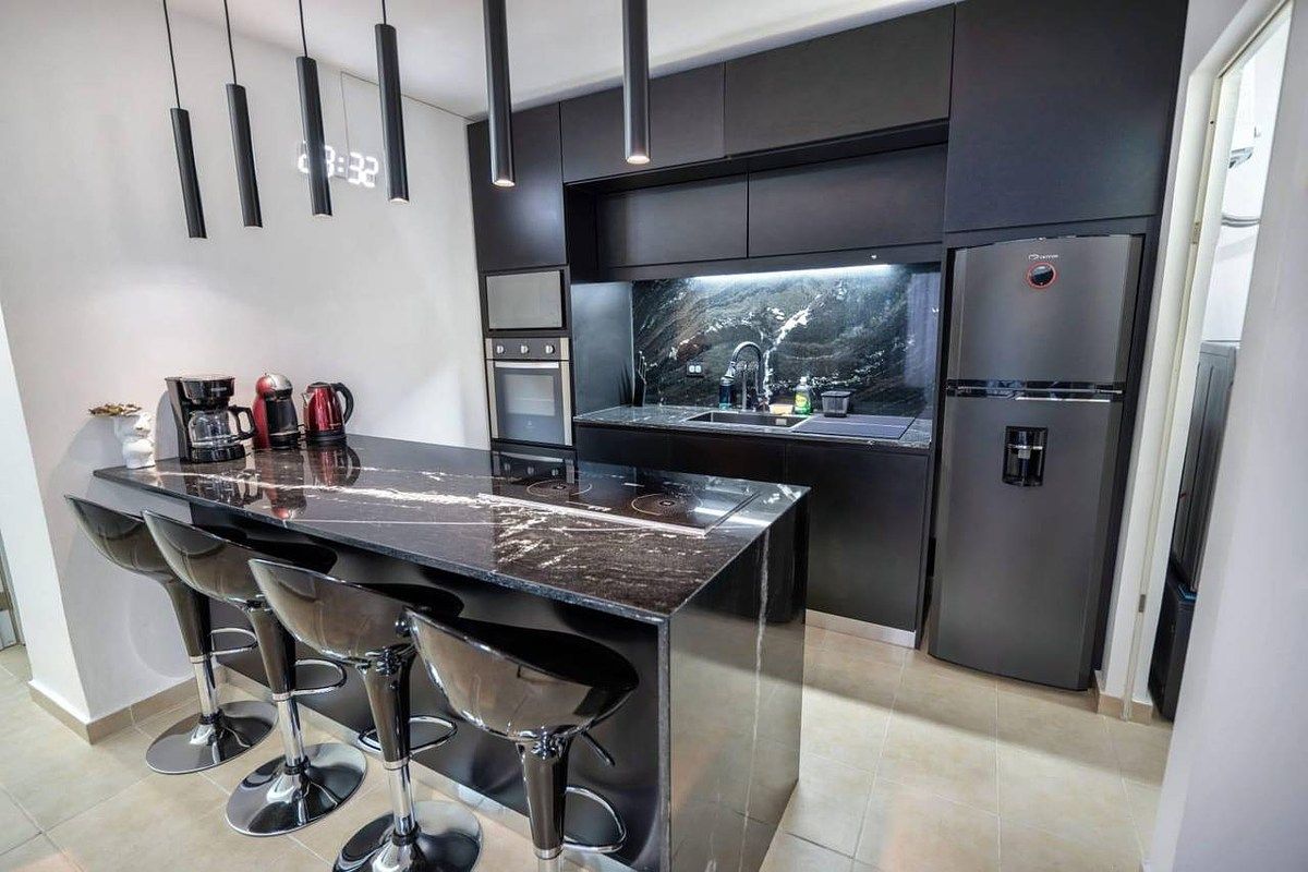 2 de 21: SALA/COCINA