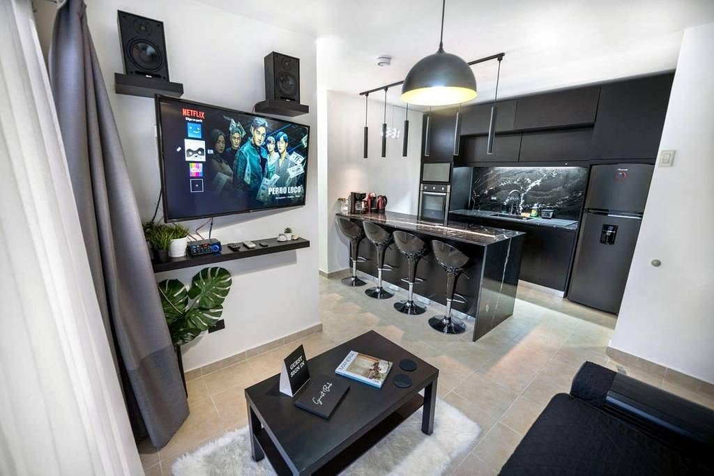 1 de 21: SALA/COCINA