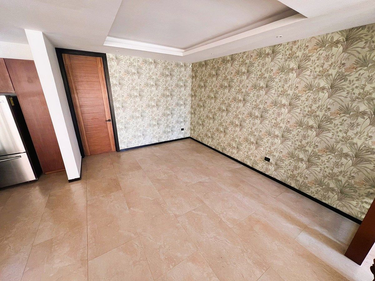 14 of 45: Ante Comedor