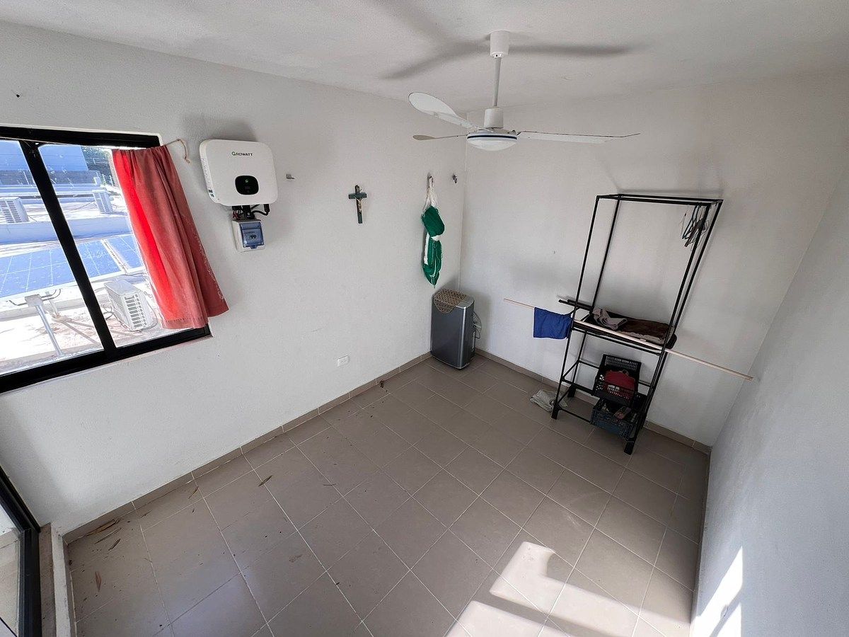 40 of 45: Recamara de servicio 2