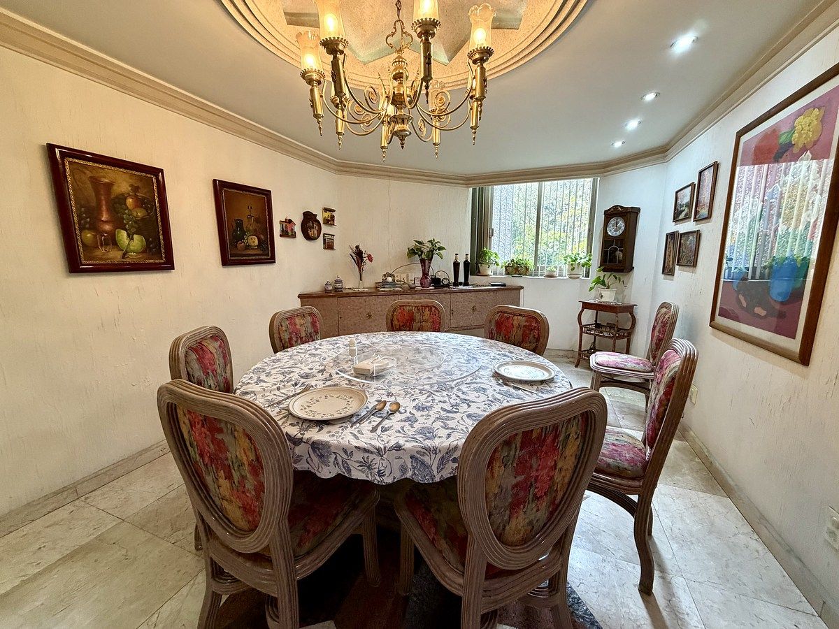 6 de 27: Antecomedor