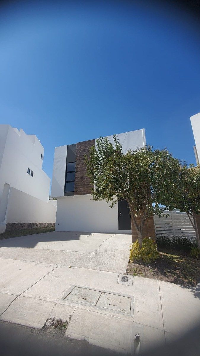 Casa en Venta Zibatá Massaro – 2 Recámaras y Terreno Excedente