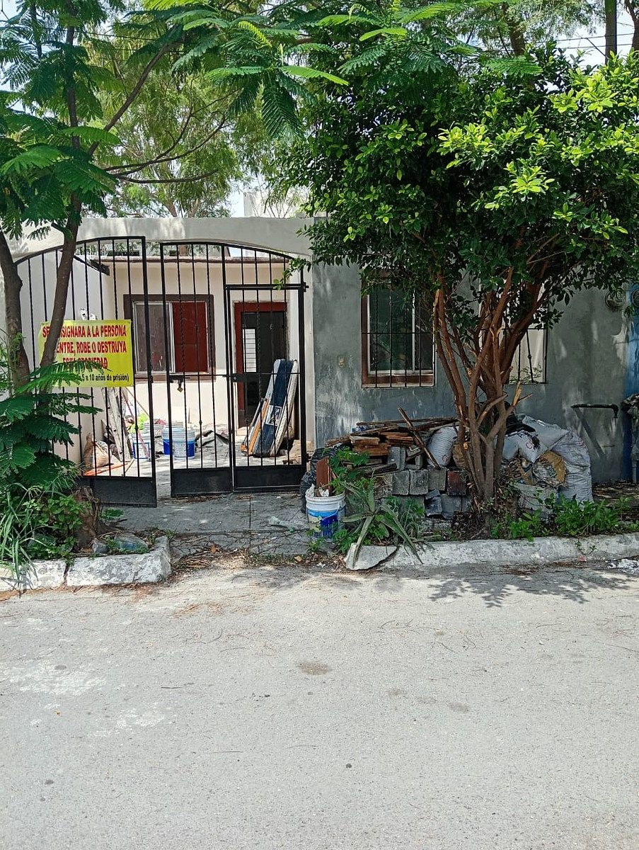 CASA À VENDA EM LOS ENCINOS, APODACA, NOVO LEÃO, foto 1 de 8