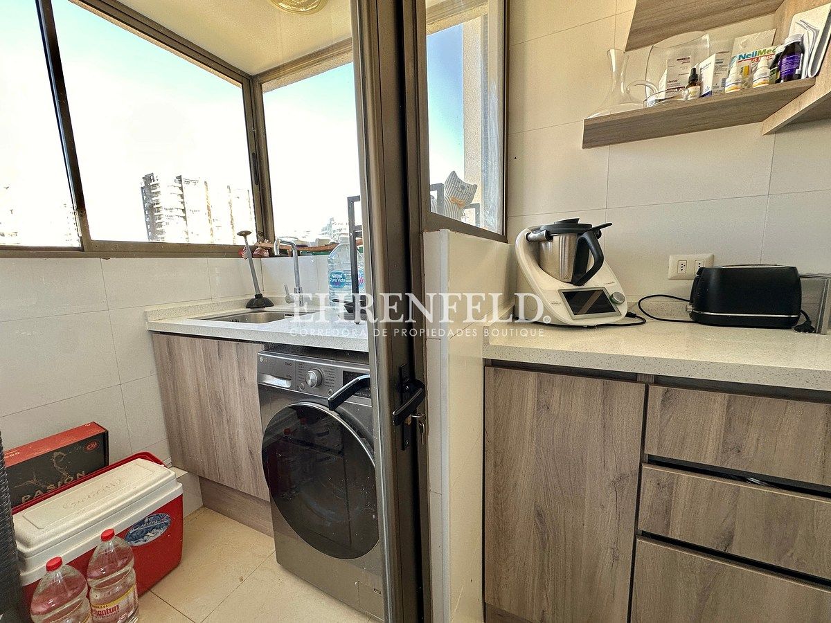 32 de 32: Amplia logia remodelada.