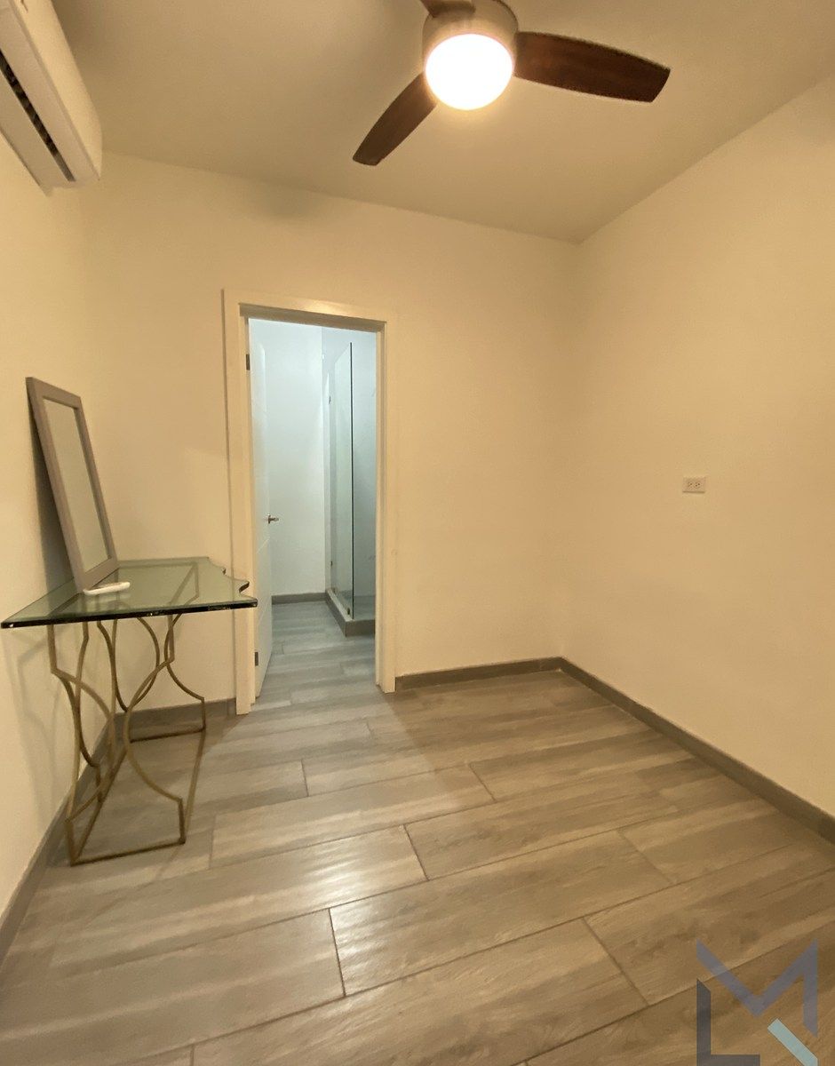 13 de 33: cuarto de servicio